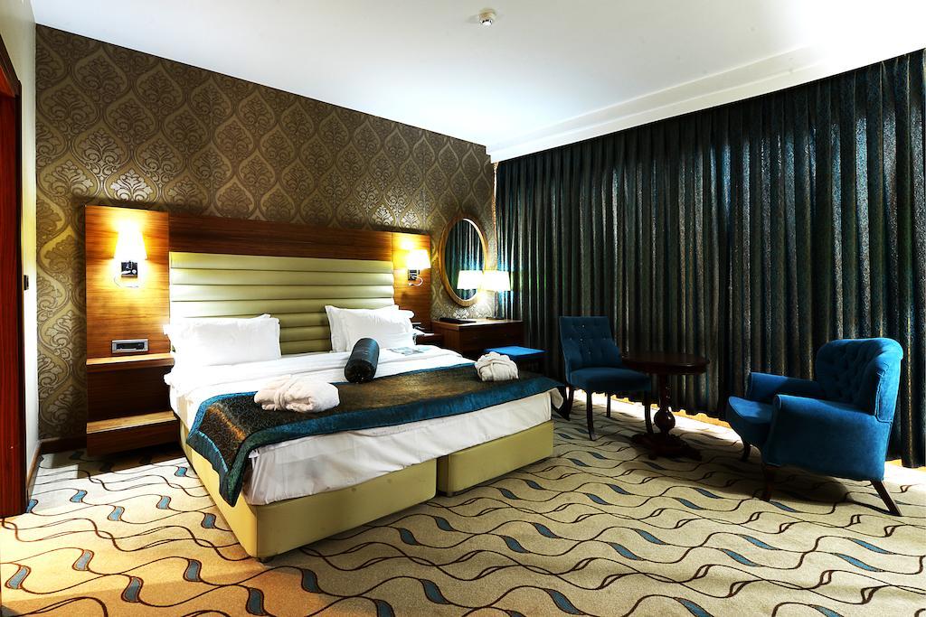 マルギ ホテル エディルネ エクステリア 写真 A room at the hotel