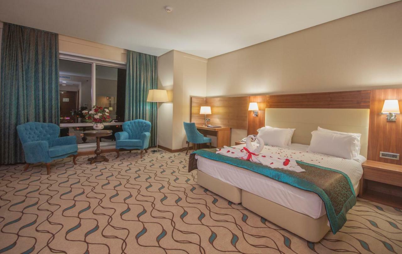 マルギ ホテル エディルネ エクステリア 写真 A room at the hotel